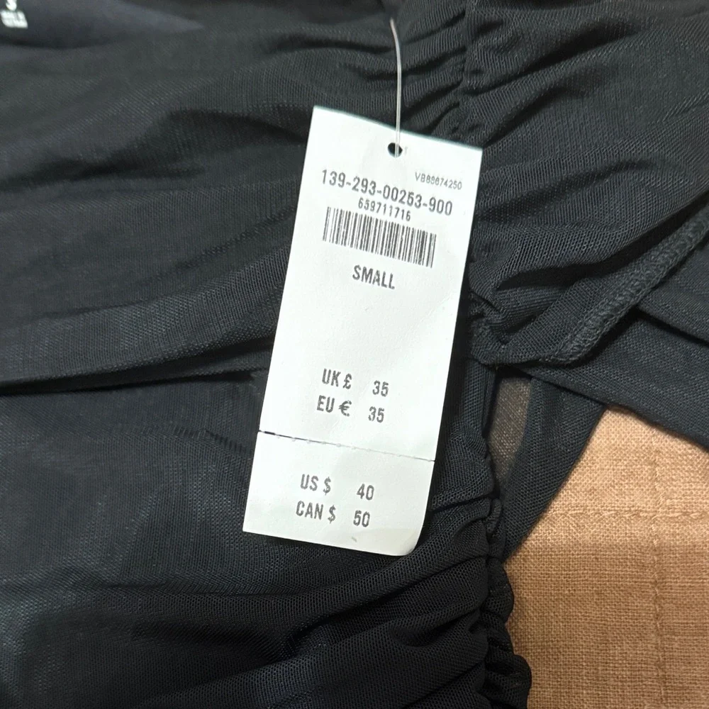 Abercrombie & Fitch Elegant Black Ruched Top - Picture 3 of 4